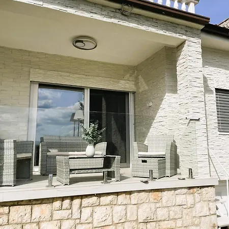 Dobri Dupin * Posedarje